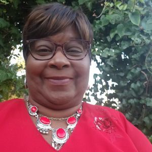 Meet your Posher, Helen